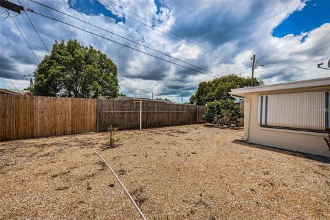 House in Holiday, Florida 3 bedrooms, 103.12 sq.m. № 1806671 - photo 24