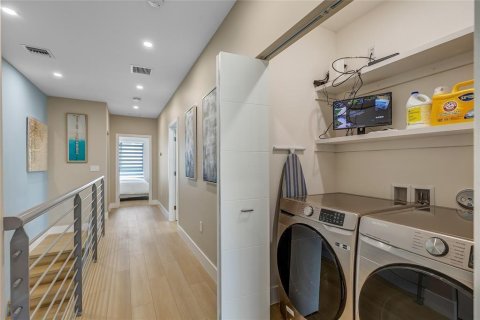 Touwnhouse à vendre à Fort Lauderdale, Floride: 3 chambres, 195.84 m2 № 2083287 - photo 30