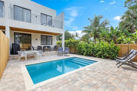 Touwnhouse à vendre à Fort Lauderdale, Floride: 3 chambres, 195.84 m2 № 2083287 - photo 18