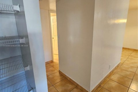 Copropriété à louer à Coral Springs, Floride: 3 chambres, 100.06 m2 № 1970798 - photo 27