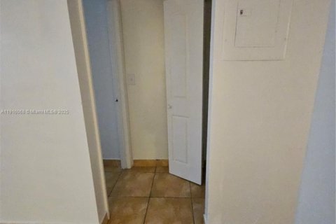 Copropriété à louer à Coral Springs, Floride: 3 chambres, 100.06 m2 № 1970798 - photo 20