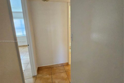 Copropriété à louer à Coral Springs, Floride: 3 chambres, 100.06 m2 № 1970798 - photo 28