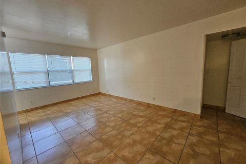 Copropriété à louer à Coral Springs, Floride: 3 chambres, 100.06 m2 № 1970798 - photo 16