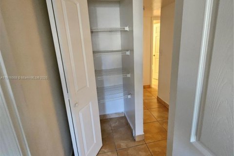 Copropriété à louer à Coral Springs, Floride: 3 chambres, 100.06 m2 № 1970798 - photo 26