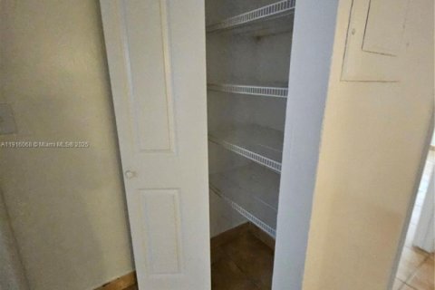 Copropriété à louer à Coral Springs, Floride: 3 chambres, 100.06 m2 № 1970798 - photo 21