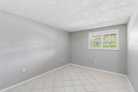 Villa ou maison à vendre à New Port Richey, Floride: 4 chambres, 259.1 m2 № 2147624 - photo 13