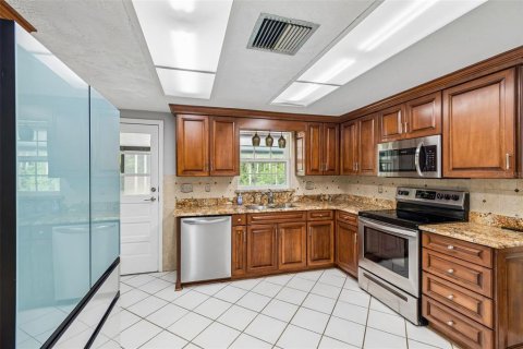Villa ou maison à vendre à New Port Richey, Floride: 4 chambres, 259.1 m2 № 2147624 - photo 6