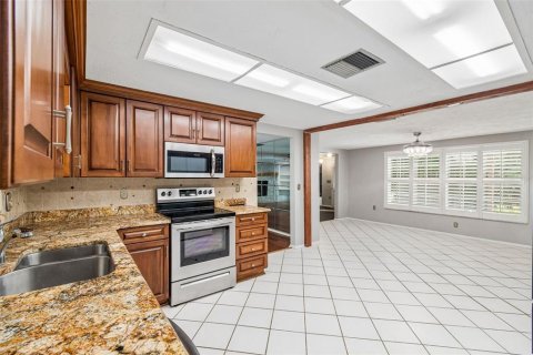 Villa ou maison à vendre à New Port Richey, Floride: 4 chambres, 259.1 m2 № 2147624 - photo 7