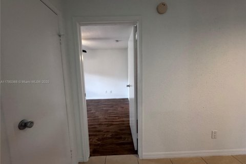 Купить кондоминиум в Корал-Спрингс, Флорида 2 спальни, 92.9м2, № 1697881 - фото 30