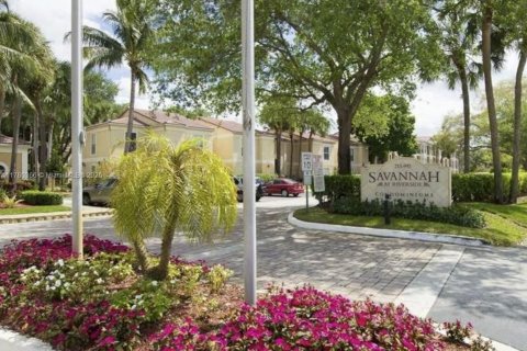 Condo in Coral Springs, Florida, 2 bedrooms  № 1697881 - photo 8
