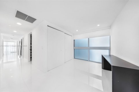 Condo in Aventura, Florida, 5 bedrooms № 1968854 - photo 21