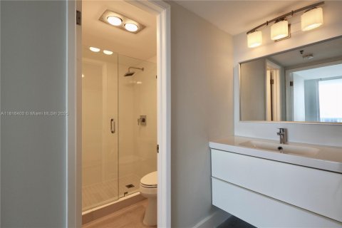 Condo in Aventura, Florida, 2 bedrooms  № 1790480 - photo 18