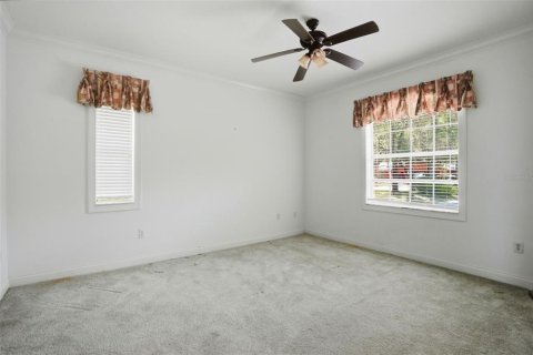 House in Spring Hill, Florida 3 bedrooms, 382.2 sq.m. № 2141018 - photo 17