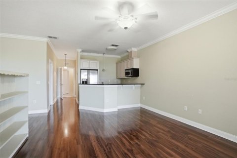 House in Spring Hill, Florida 3 bedrooms, 382.2 sq.m. № 2141018 - photo 28