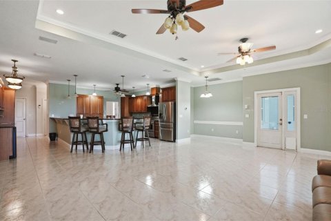 House in Spring Hill, Florida 3 bedrooms, 382.2 sq.m. № 2141018 - photo 23