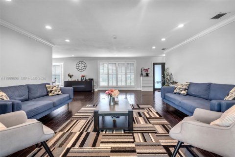 Купить виллу или дом в Майами, Флорида 4 спальни, 309.64м2, № 2048765 - фото 8