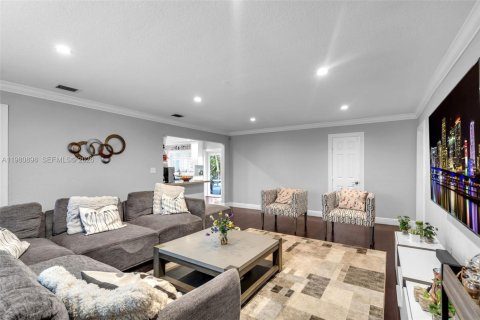 Купить виллу или дом в Майами, Флорида 4 спальни, 309.64м2, № 2048765 - фото 12