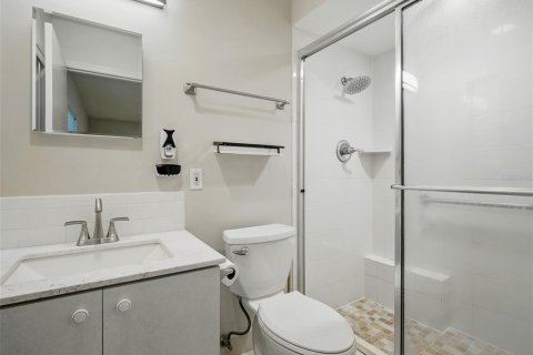 Duplex in New Smyrna Beach, Florida 2 bedrooms, 126.81 sq.m. № 1781136 - photo 22