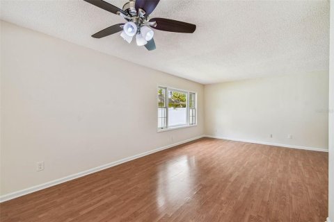 Casa en venta en Tampa, Florida, 3 dormitorios, 159.33 m2 № 1893840 - foto 14
