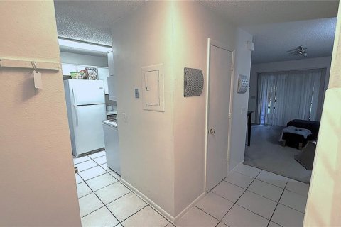 Townhouse in Orlando, Florida 2 bedrooms, 101.45 sq.m. № 1885834 - photo 4