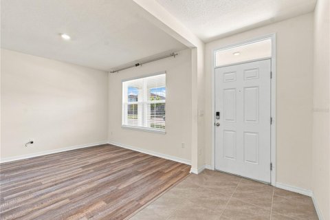 Casa en venta en Wesley Chapel, Florida, 5 dormitorios, 242.01 m2 № 2312844 - foto 11