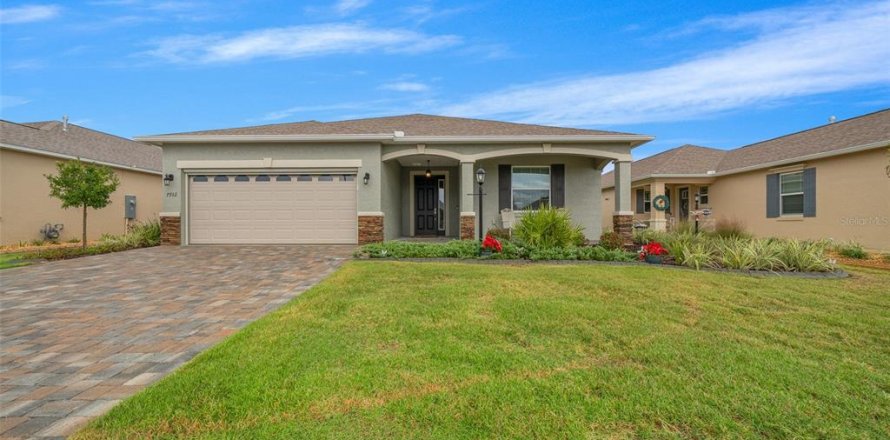House in Ocala, Florida 3 bedrooms, 162.3 sq.m. № 1535320