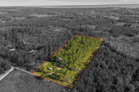 Land in Howey-in-the-Hills, Florida № 1296165 - photo 1