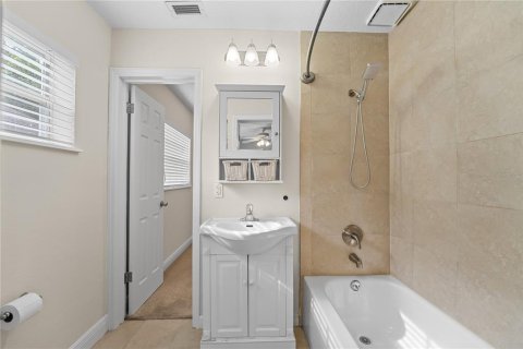 Casa en venta en Orlando, Florida, 3 dormitorios, 134.71 m2 № 1899261 - foto 27