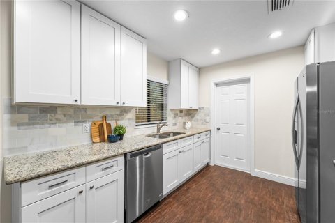Casa en venta en Orlando, Florida, 3 dormitorios, 134.71 m2 № 1899261 - foto 3