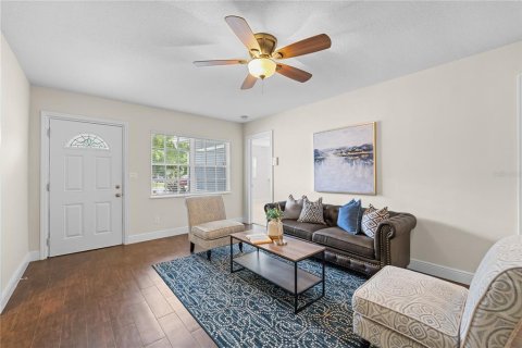 Casa en venta en Orlando, Florida, 3 dormitorios, 134.71 m2 № 1899261 - foto 11