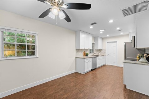 Casa en venta en Orlando, Florida, 3 dormitorios, 134.71 m2 № 1899261 - foto 18