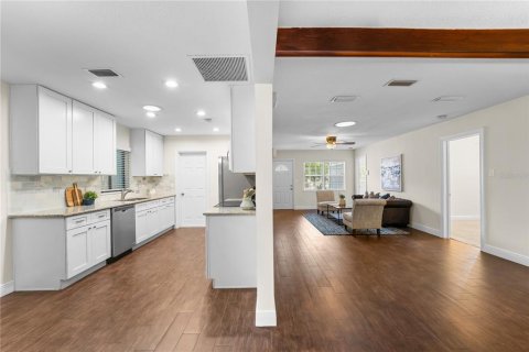 Casa en venta en Orlando, Florida, 3 dormitorios, 134.71 m2 № 1899261 - foto 13