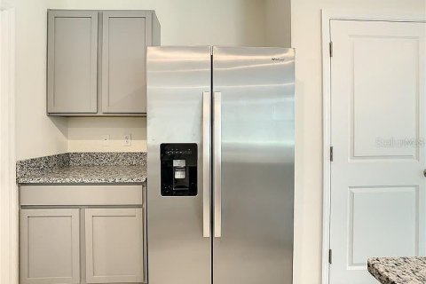 Villa ou maison à louer à Wimauma, Floride: 5 chambres, 234.3 m2 № 2412626 - photo 19
