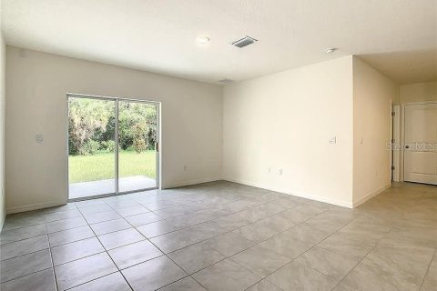 Villa ou maison à louer à Wimauma, Floride: 5 chambres, 234.3 m2 № 2412626 - photo 24