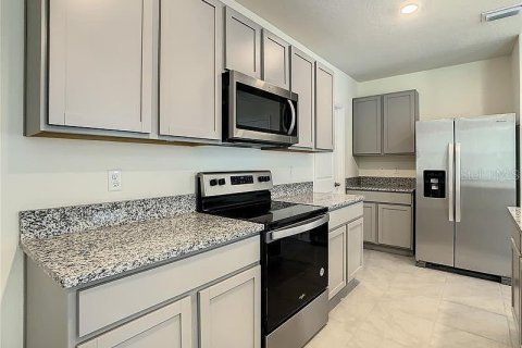 Villa ou maison à louer à Wimauma, Floride: 5 chambres, 234.3 m2 № 2412626 - photo 21