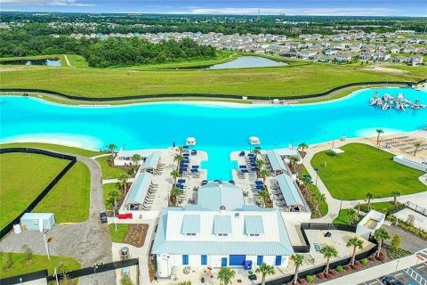 Villa ou maison à louer à Wimauma, Floride: 5 chambres, 234.3 m2 № 2412626 - photo 4