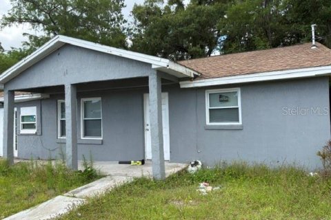 House in Bunnell, Florida 4 bedrooms, 114.27 sq.m. № 2277568