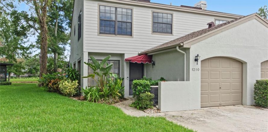 Touwnhouse à Safety Harbor, Floride 3 chambres, 141.3 m2 № 2429595