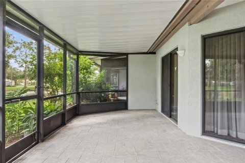 Touwnhouse à vendre à Safety Harbor, Floride: 3 chambres, 141.3 m2 № 2429595 - photo 2
