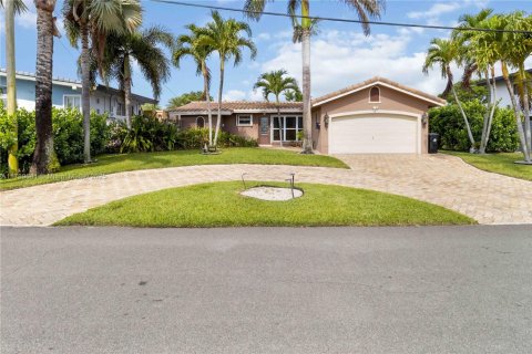 House in Fort Lauderdale, Florida 3 bedrooms, 154.59 sq.m. № 1646959 - photo 1