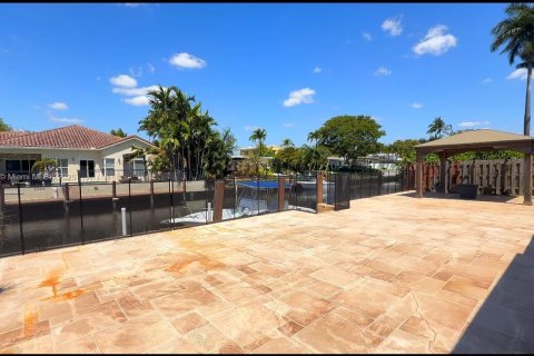 House in Fort Lauderdale, Florida 3 bedrooms, 154.59 sq.m. № 1646959 - photo 22