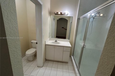 Townhouse in Dania Beach, Florida 3 bedrooms, 128.39 sq.m. № 1943946 - photo 18