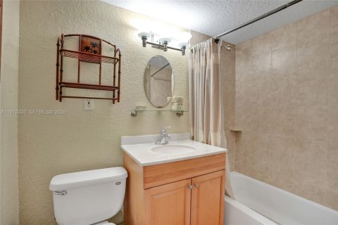 Condominio en venta en Fort Lauderdale, Florida, 1 dormitorio, 45.15 m2 № 2031064 - foto 13