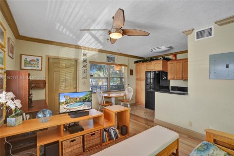 Condominio en venta en Fort Lauderdale, Florida, 1 dormitorio, 45.15 m2 № 2031064 - foto 9