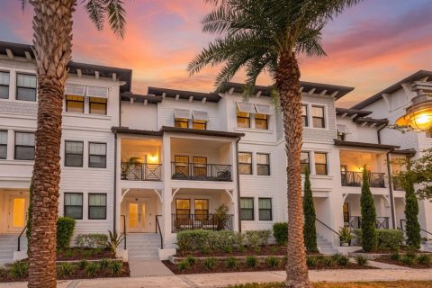 Townhouse in Tampa, Florida 3 bedrooms, 206.43 sq.m. № 2299562
