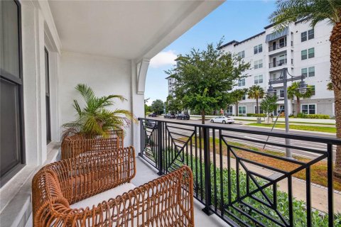 Townhouse in Tampa, Florida 3 bedrooms, 206.43 sq.m. № 2299562 - photo 27