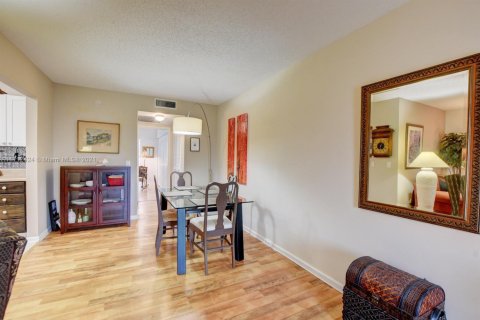 Condo in Boca Raton, Florida, 1 bedroom  № 1868080 - photo 4