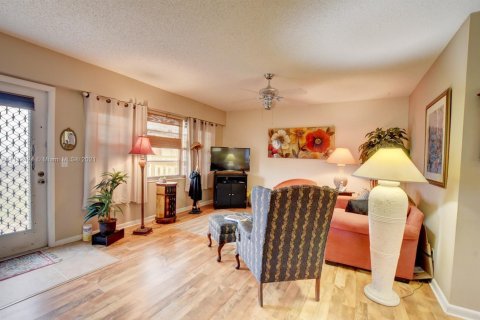 Condo in Boca Raton, Florida, 1 bedroom  № 1868080 - photo 3