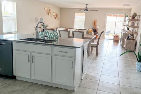 Villa ou maison à vendre à Kissimmee, Floride: 4 chambres, 270.81 m2 № 2136004 - photo 8