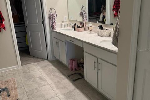 Villa ou maison à vendre à Kissimmee, Floride: 4 chambres, 270.81 m2 № 2136004 - photo 26